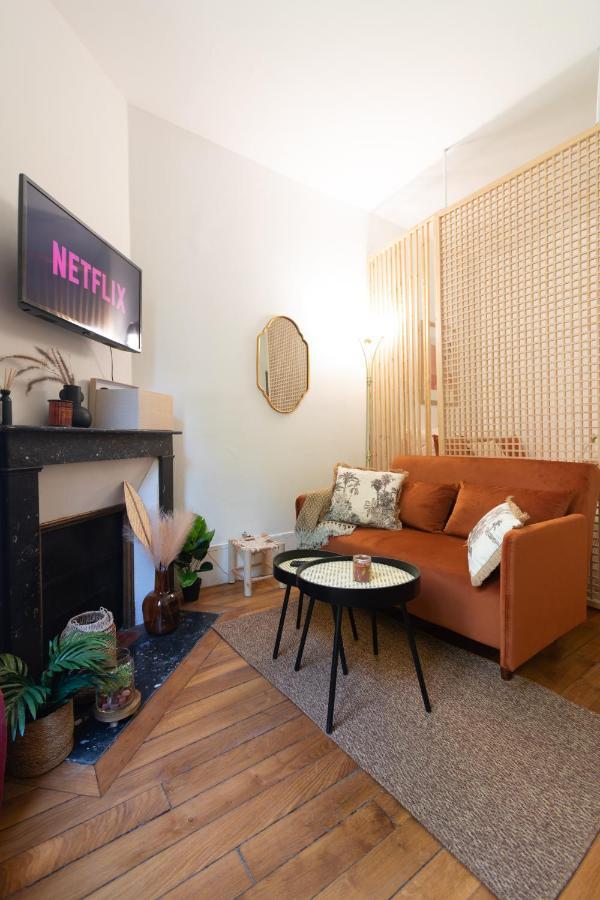 Cosy Et Comfort Studio Equipe A Clichy 5 Min Metro 외부 사진