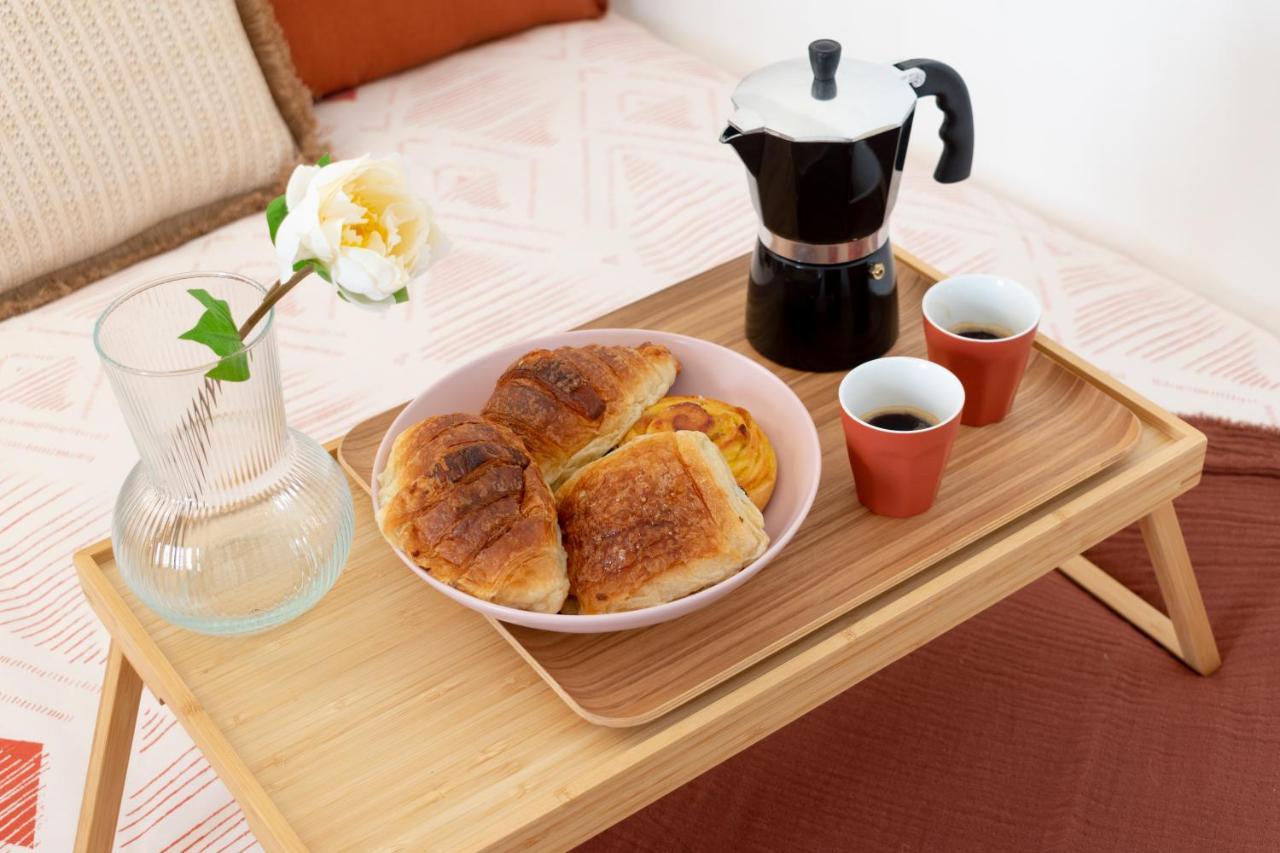 Cosy Et Comfort Studio Equipe A Clichy 5 Min Metro 외부 사진