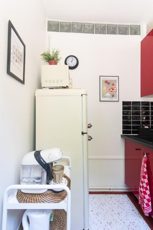 Cosy Et Comfort Studio Equipe A Clichy 5 Min Metro 외부 사진