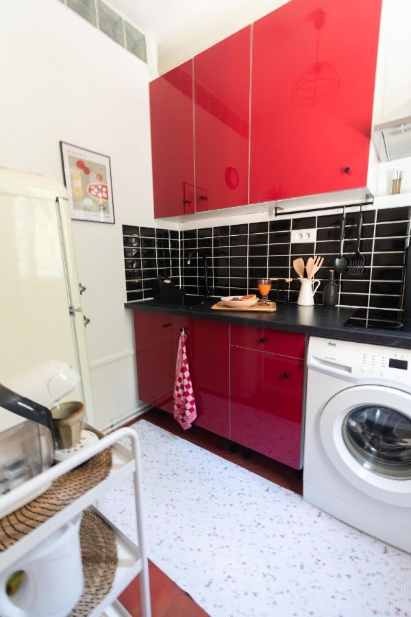 Cosy Et Comfort Studio Equipe A Clichy 5 Min Metro 외부 사진