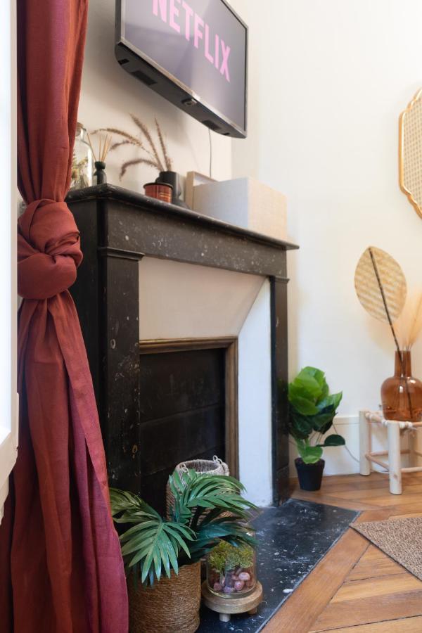 Cosy Et Comfort Studio Equipe A Clichy 5 Min Metro 외부 사진