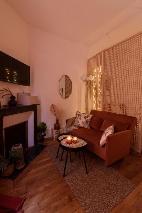 Cosy Et Comfort Studio Equipe A Clichy 5 Min Metro 외부 사진