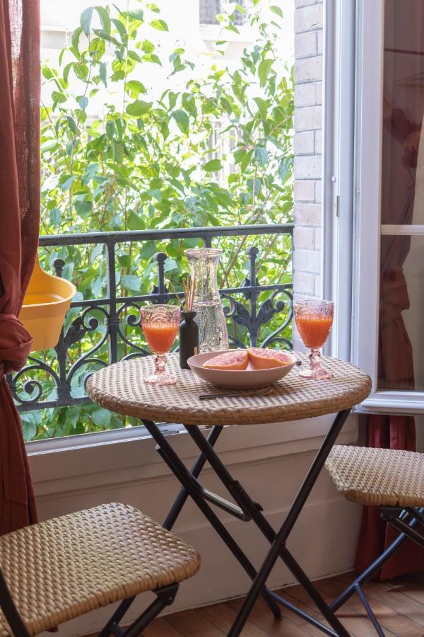 Cosy Et Comfort Studio Equipe A Clichy 5 Min Metro 외부 사진