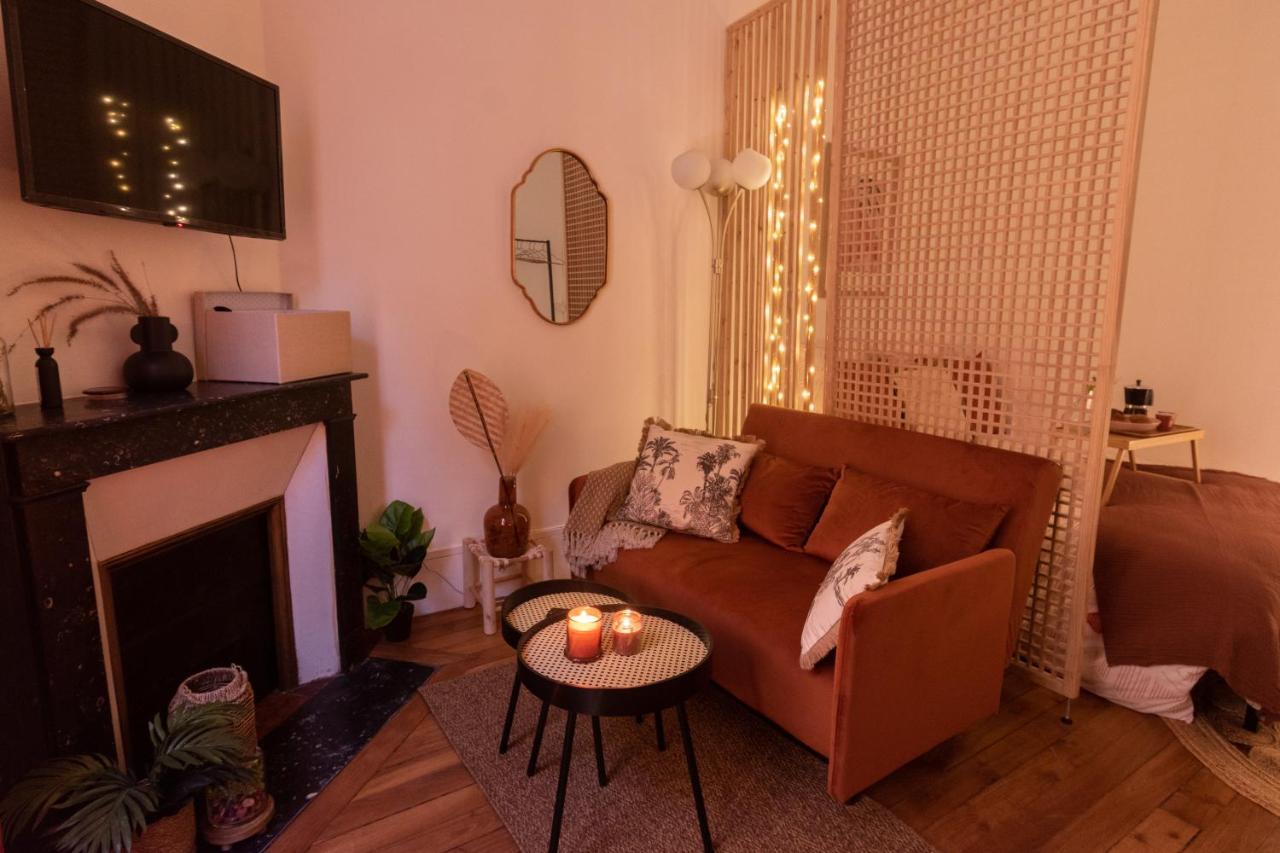 Cosy Et Comfort Studio Equipe A Clichy 5 Min Metro 외부 사진